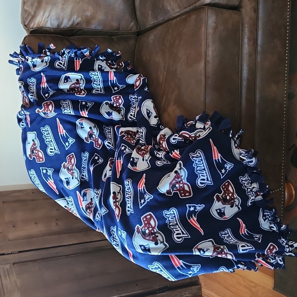 New England Patriots Fleece blanket - Picture 1 of 3